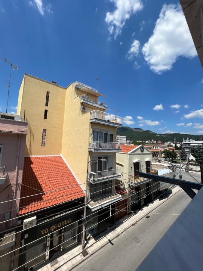 Cozy Downtown Apartment Xánthi Luaran gambar